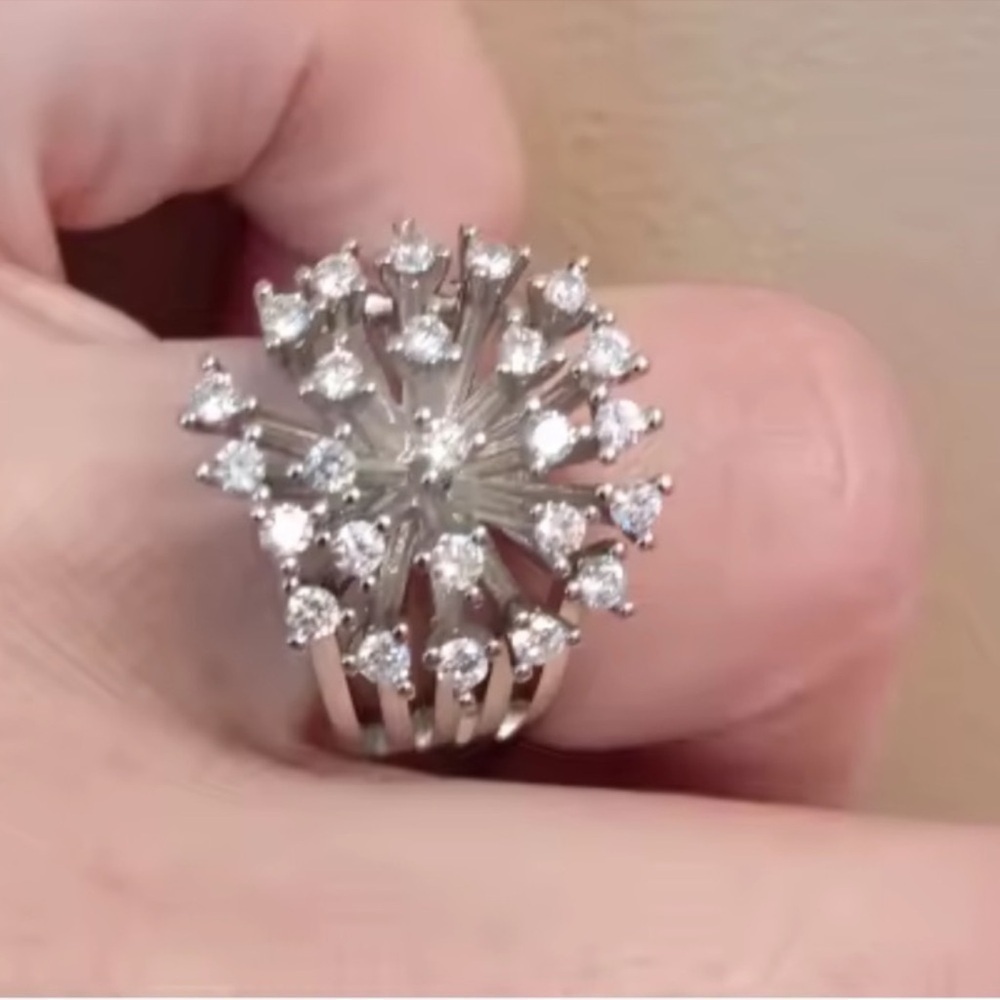 Diamond Starburst Ring – Luxury Silver & Crystal Statement Piece